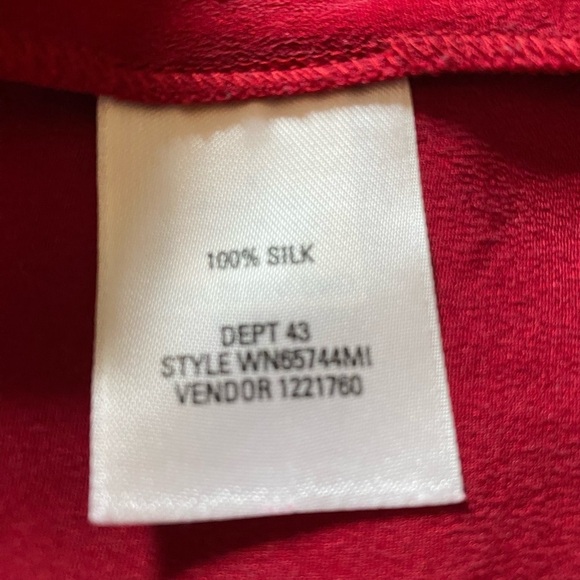 Nordstrom Sz L Classic Red Button-Up Women's Silk Blouse - Picture 7 of 10